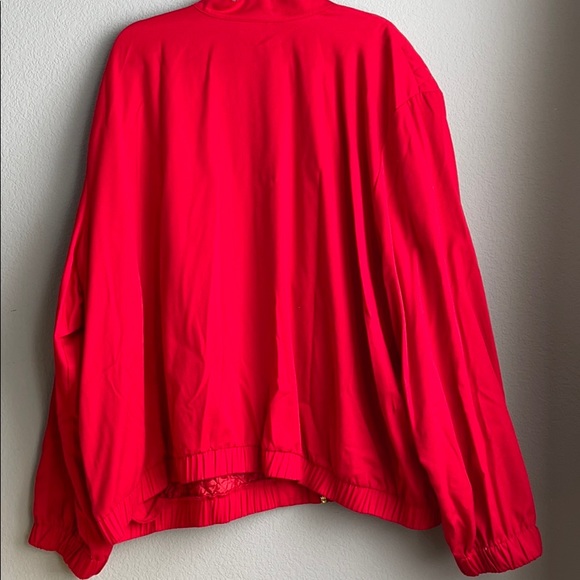 Red and gold zip up jacket. 4X - Picture 4 of 4